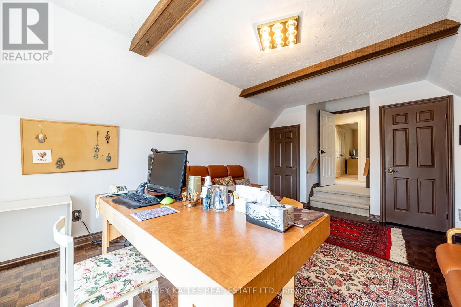 10 WHITELAW COURT Image 38