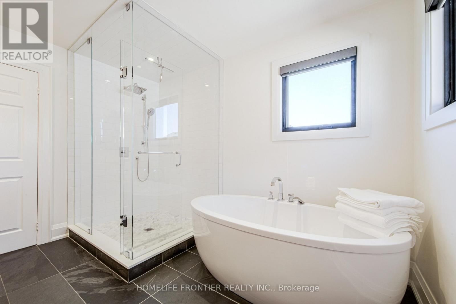 126 FORECASTLE ROAD Image 20