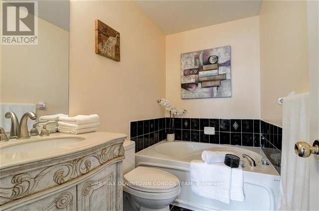 154 - 18 CLARK AVENUE WEST Image 18