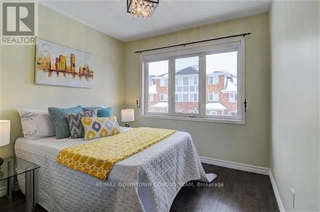 154 - 18 CLARK AVENUE WEST Image 19