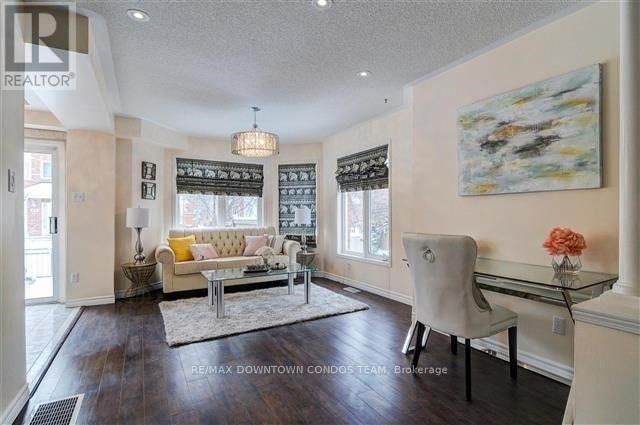 154 - 18 CLARK AVENUE WEST Image 6