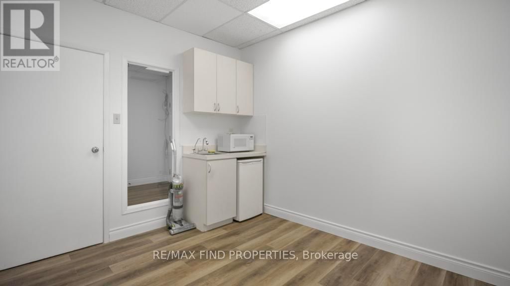 204 - 2750 14TH AVENUE Image 16