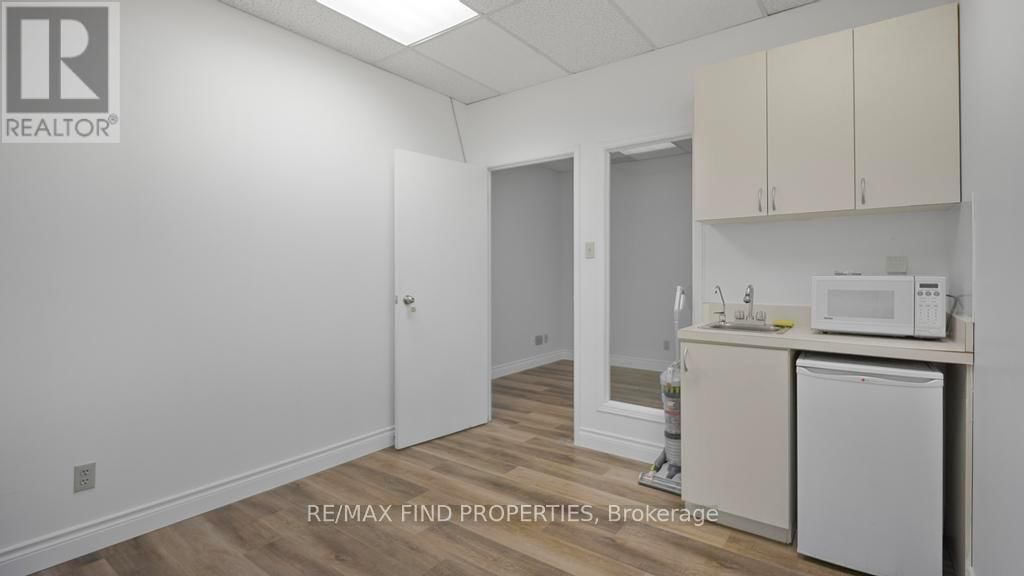 204 - 2750 14TH AVENUE Image 17