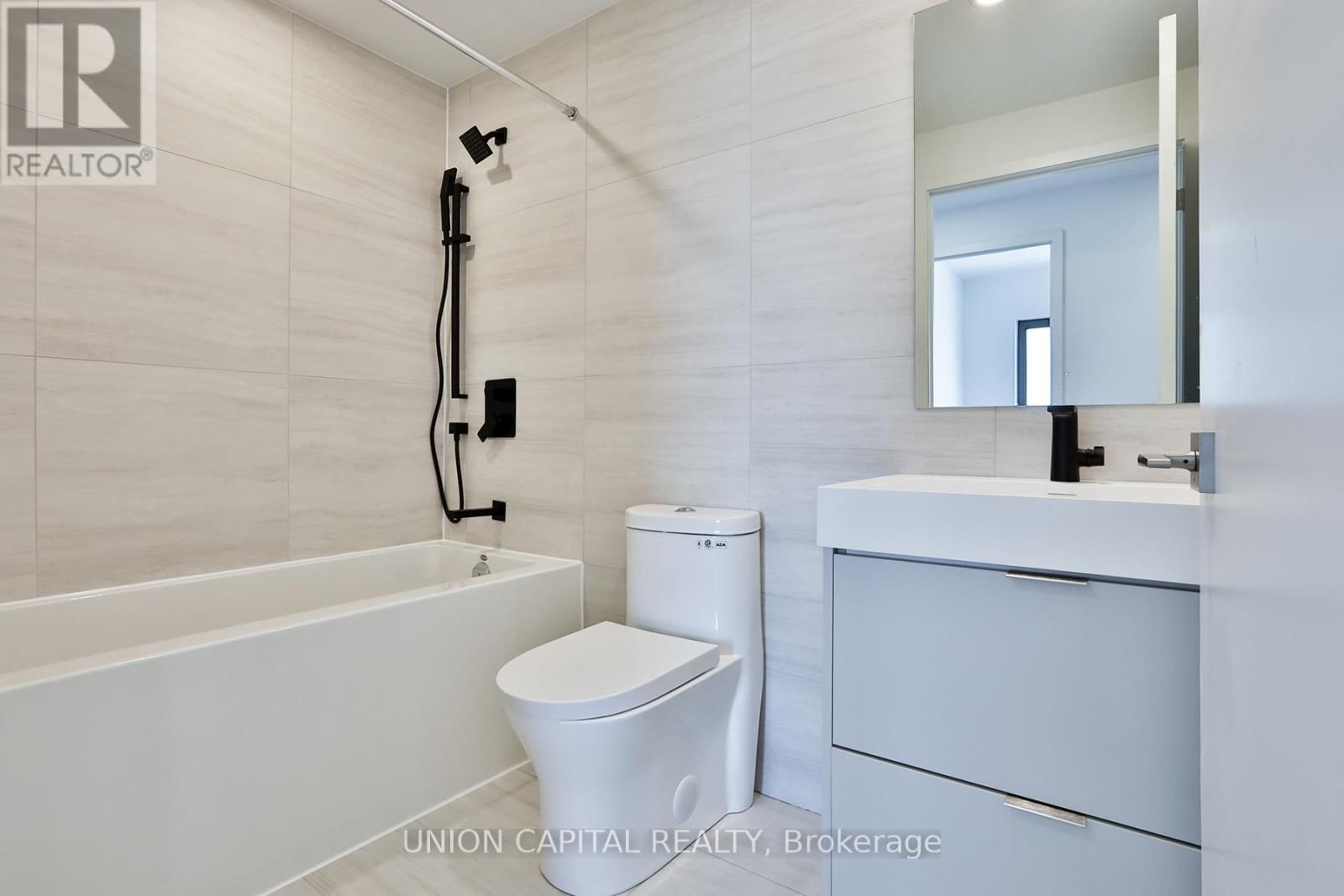 5503 - 2920 HIGHWAY 7 Image 25