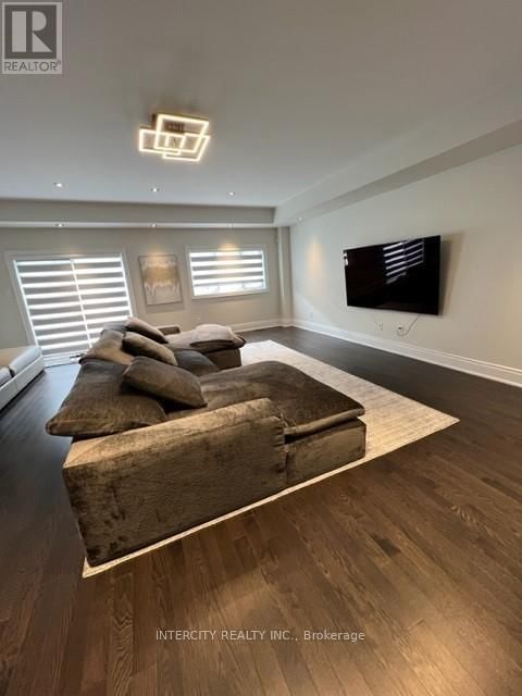 128 STOKES DRIVE Image 10