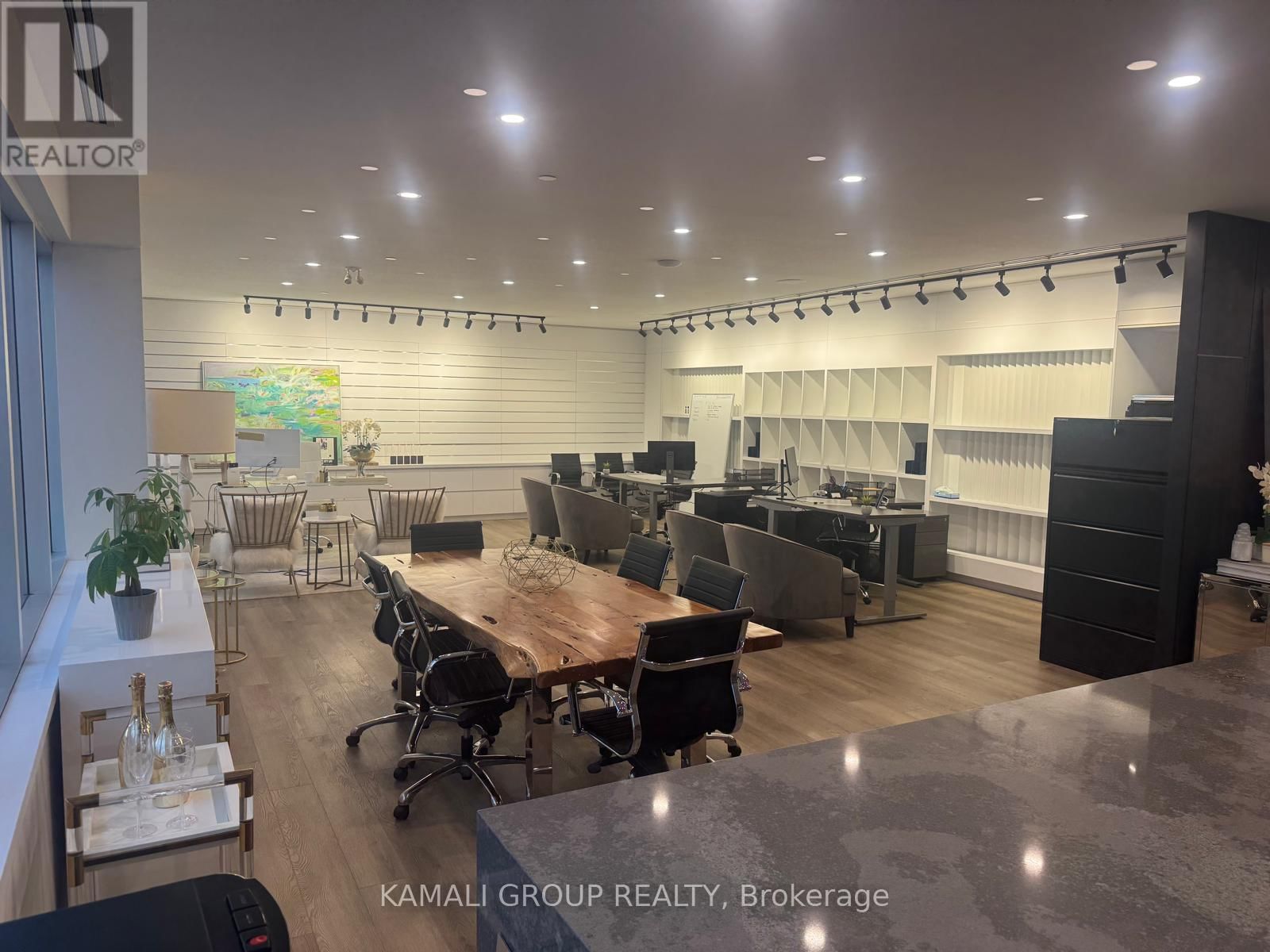 1135 STELLAR DRIVE Image 38