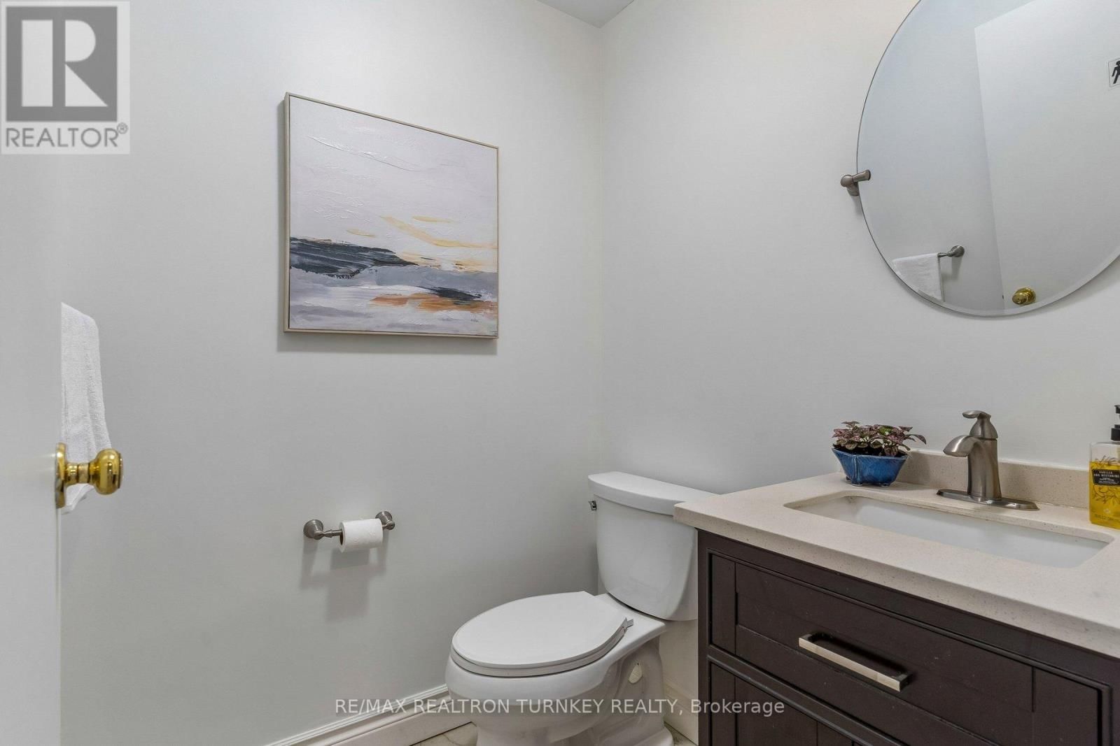 13 - 320 HARRY WALKER PARKWAY NORTH Image 26