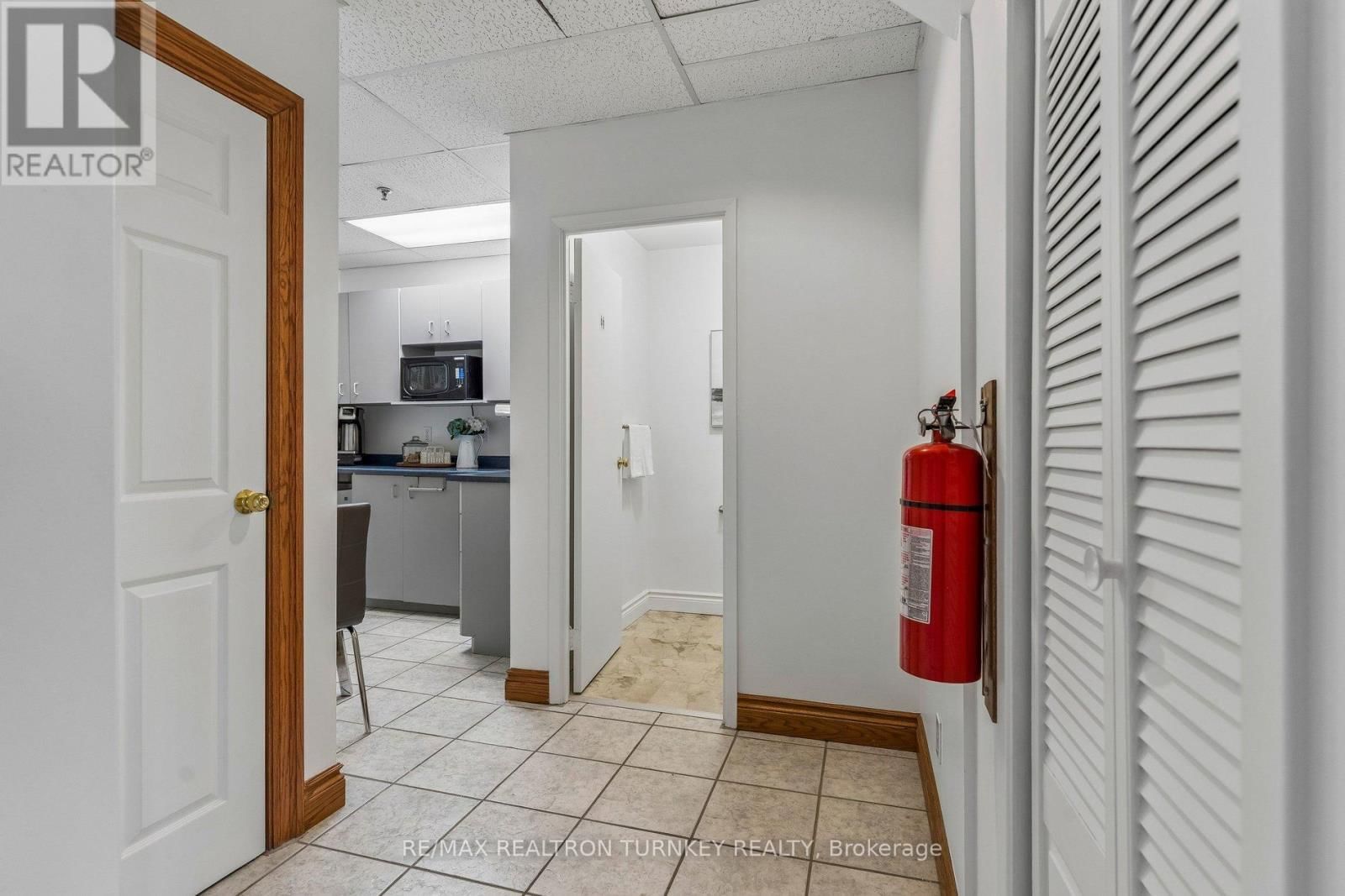 13 - 320 HARRY WALKER PARKWAY NORTH Image 28