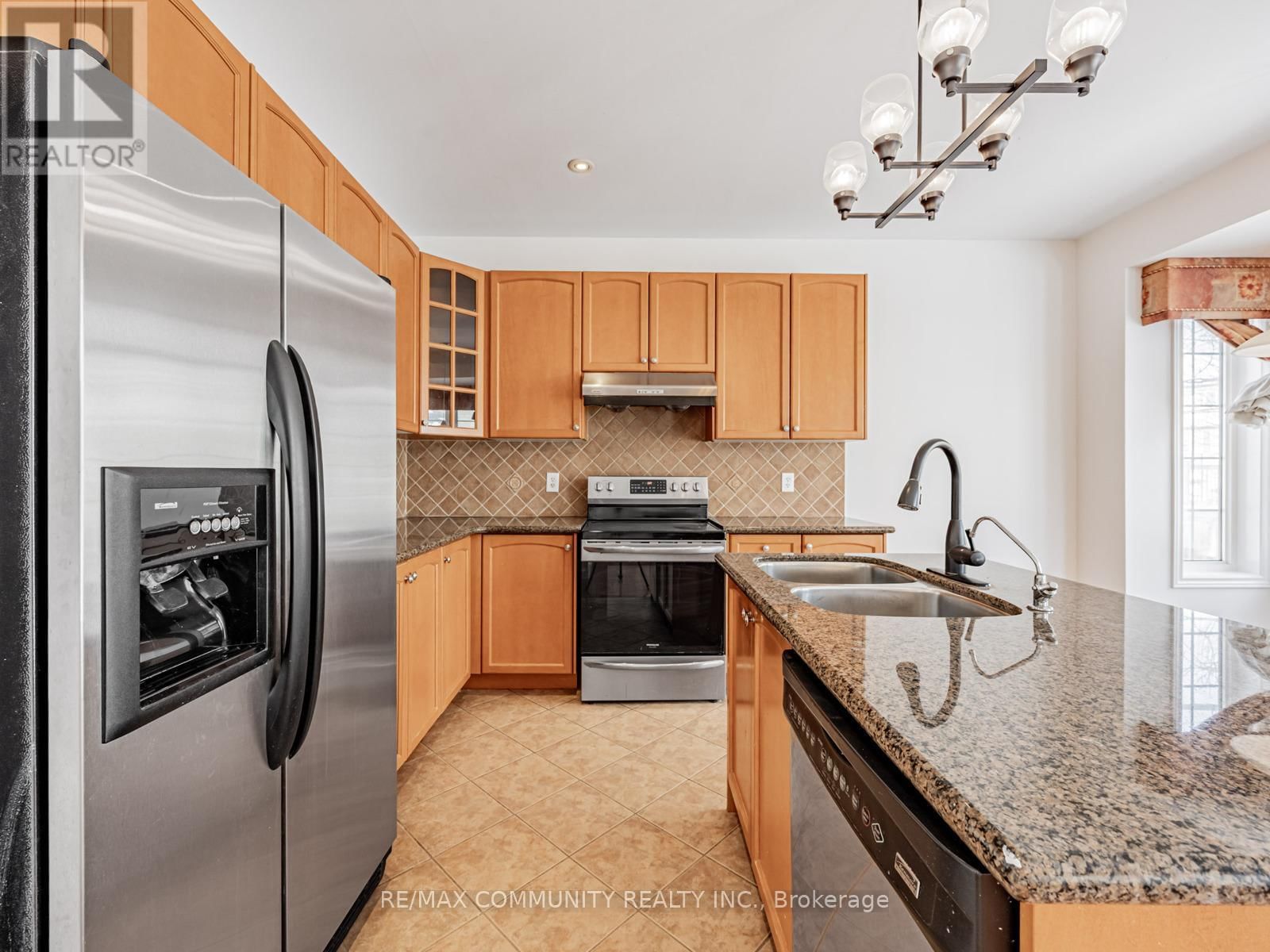 2 JOHN DAVIS GATE Image 16