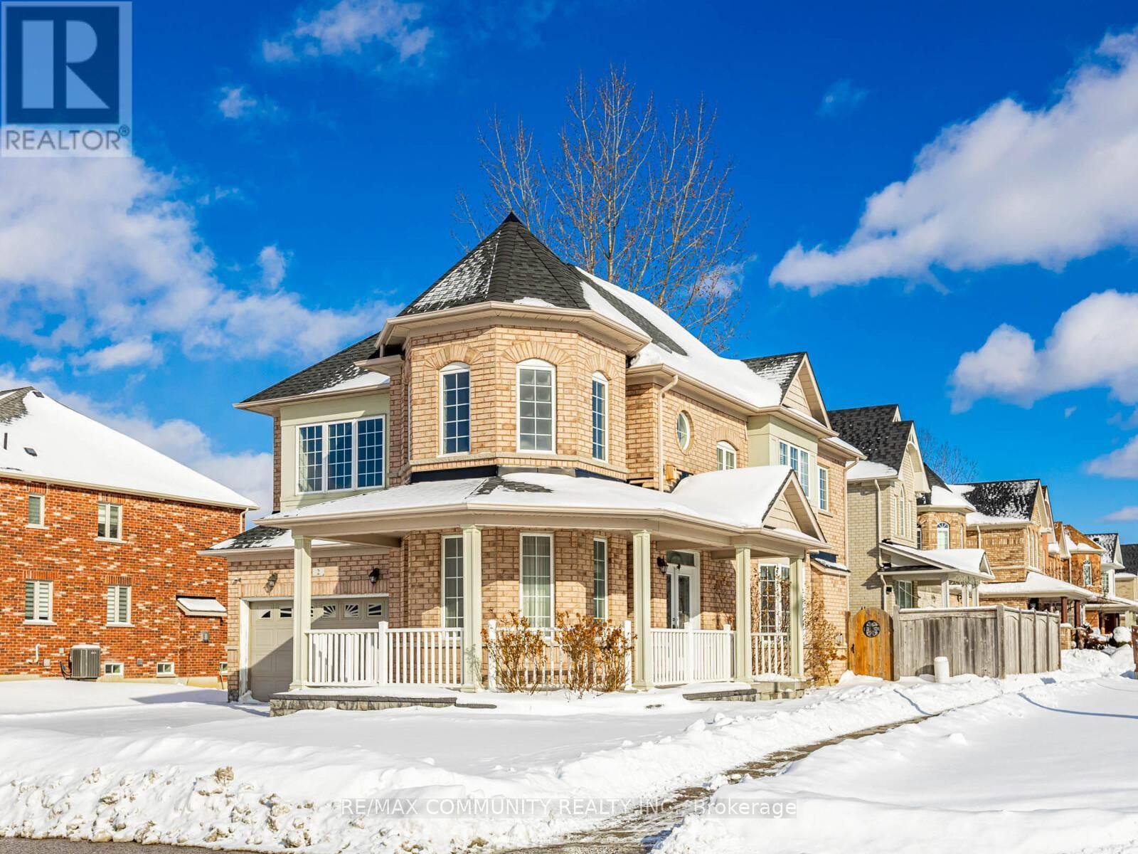 2 JOHN DAVIS GATE Image 3