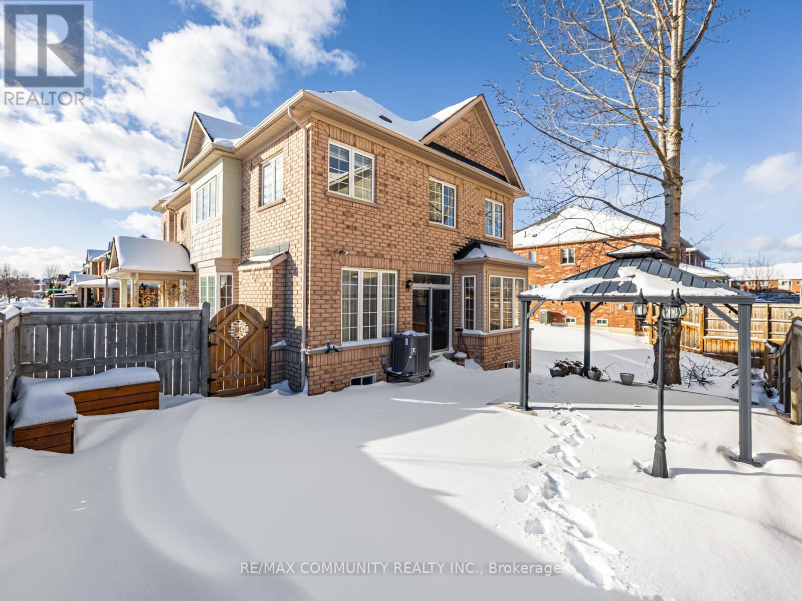 2 JOHN DAVIS GATE Image 37