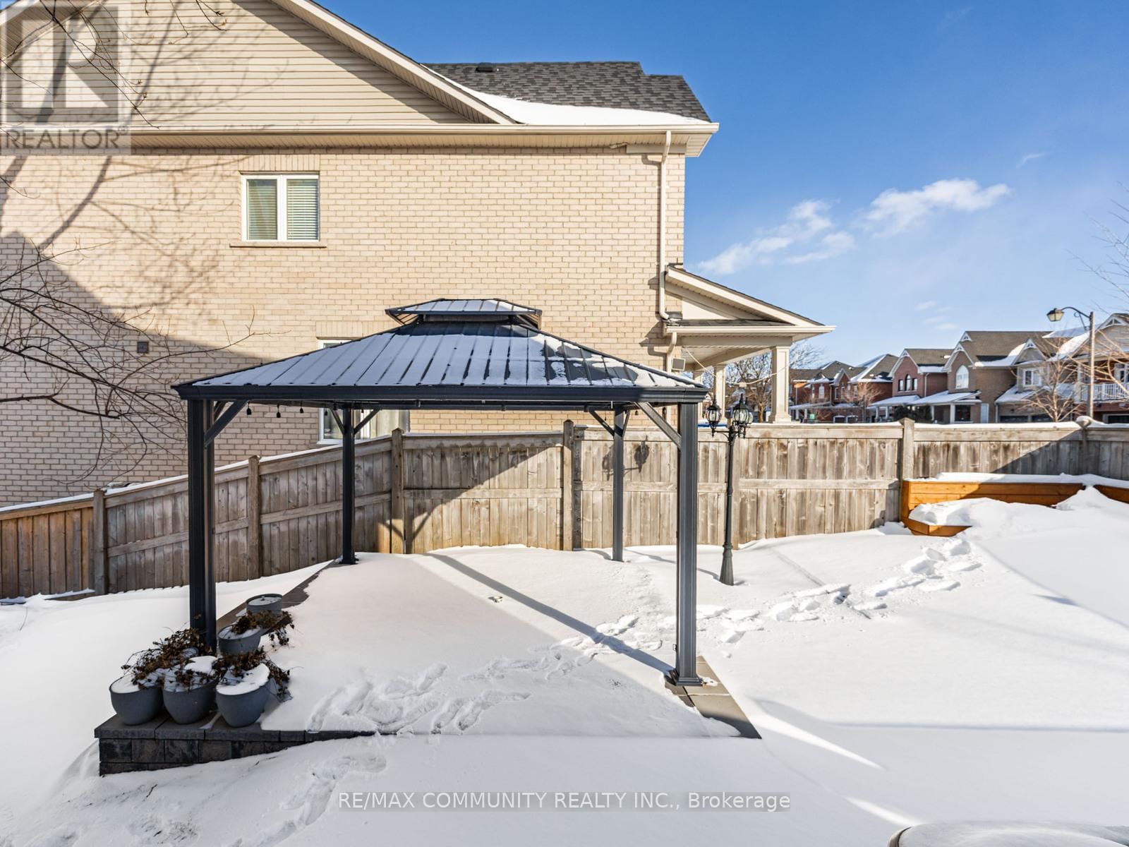 2 JOHN DAVIS GATE Image 39