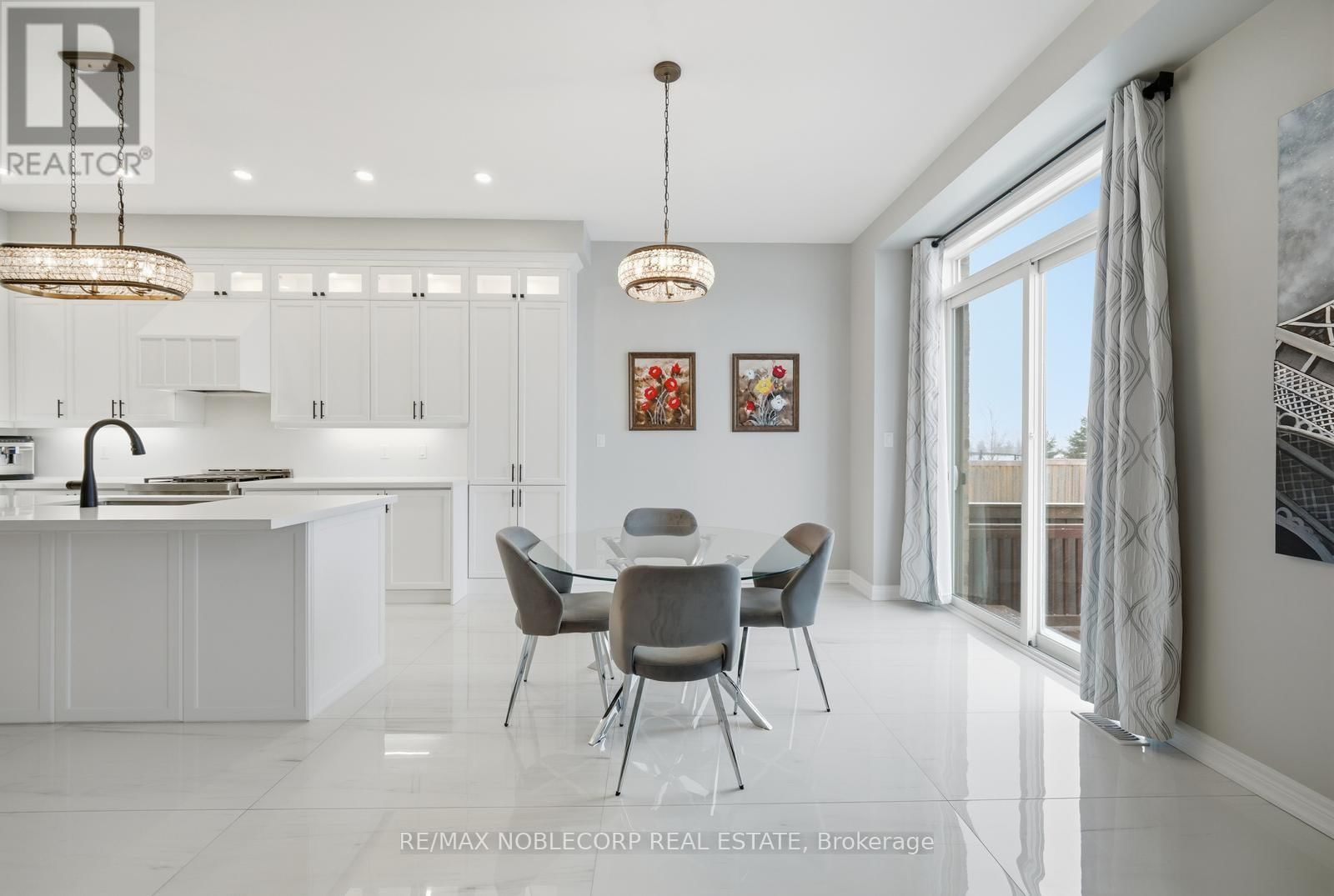 40 PIERCE PLACE Image 17