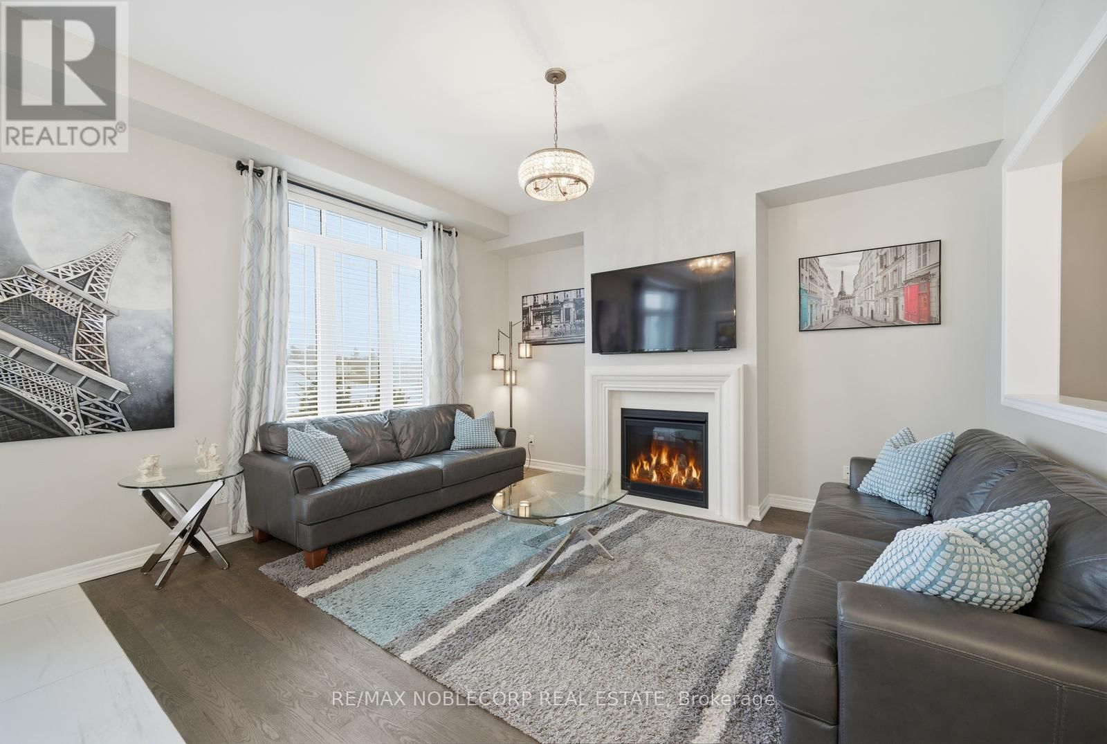 40 PIERCE PLACE Image 19