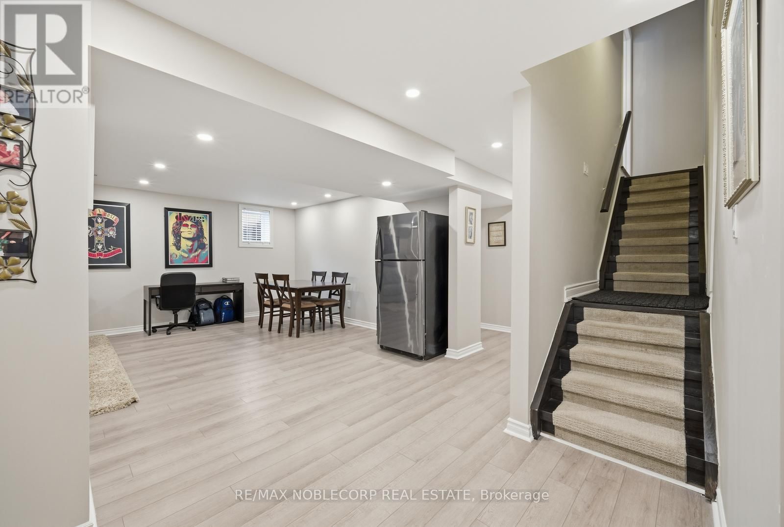 40 PIERCE PLACE Image 38