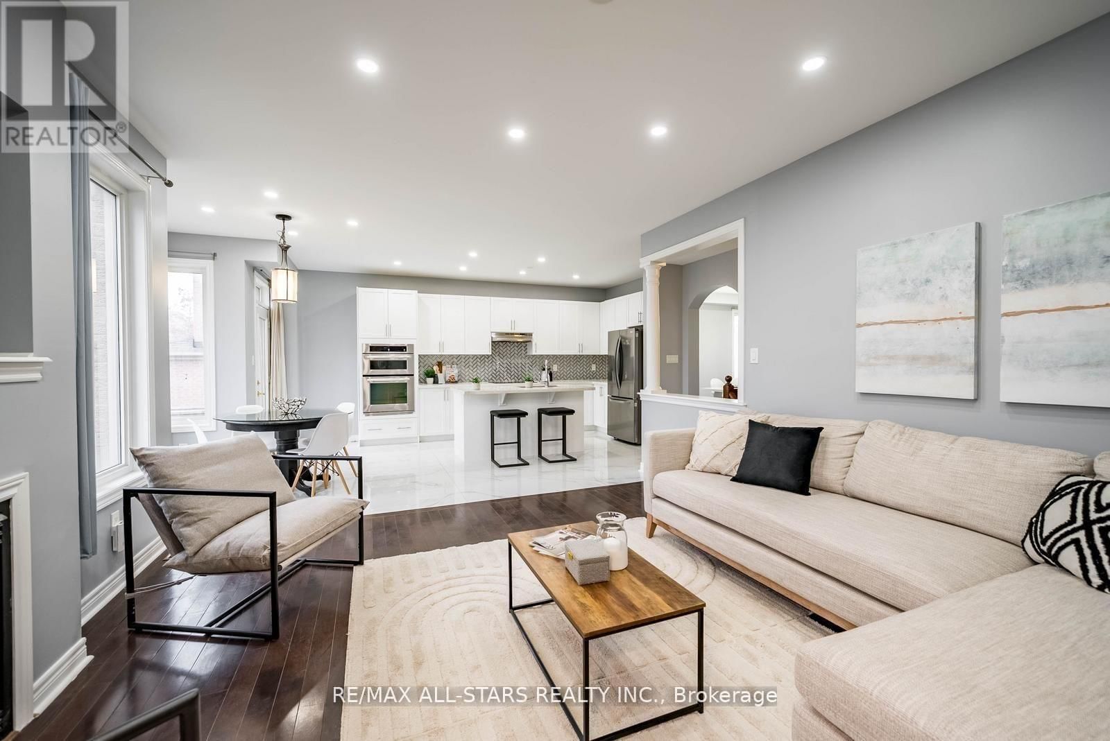 138 YAKEFARM BOULEVARD Image 17