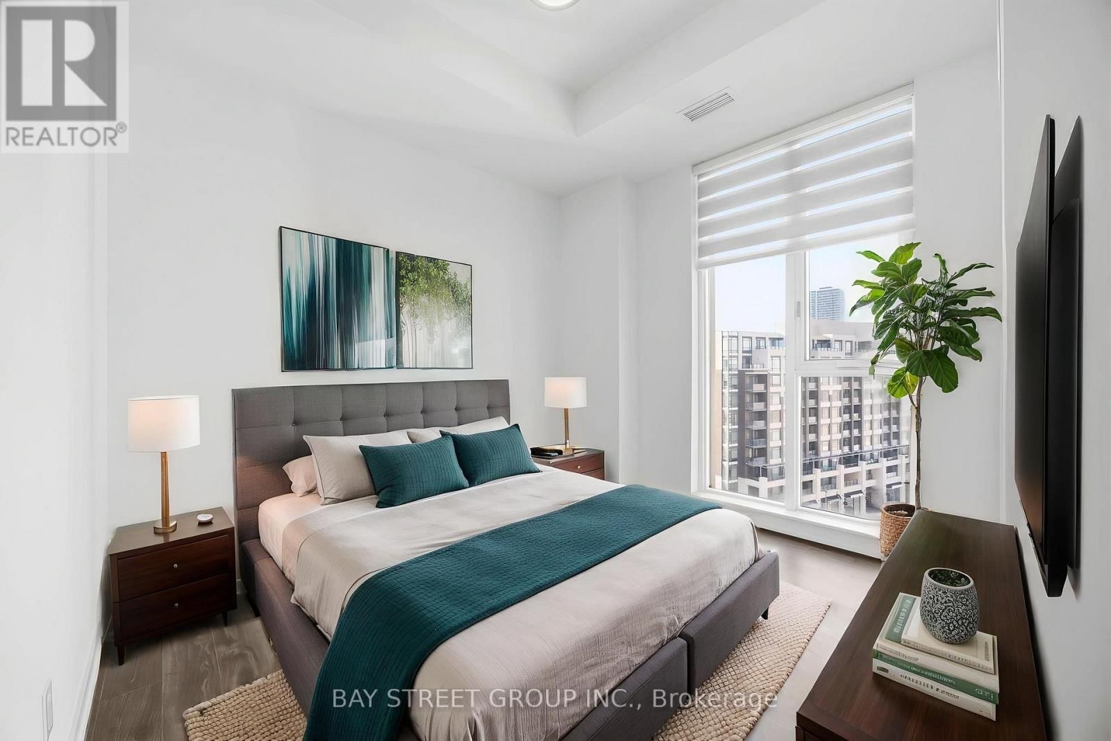 1020 - 8119 BIRCHMOUNT RD ROAD Image 13