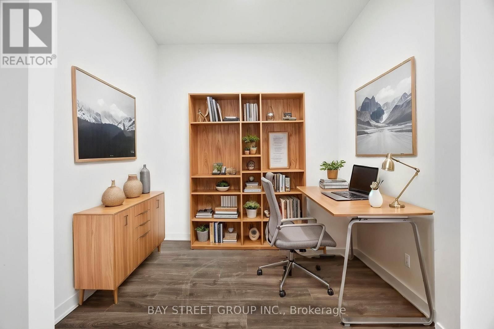 1020 - 8119 BIRCHMOUNT RD ROAD Image 21