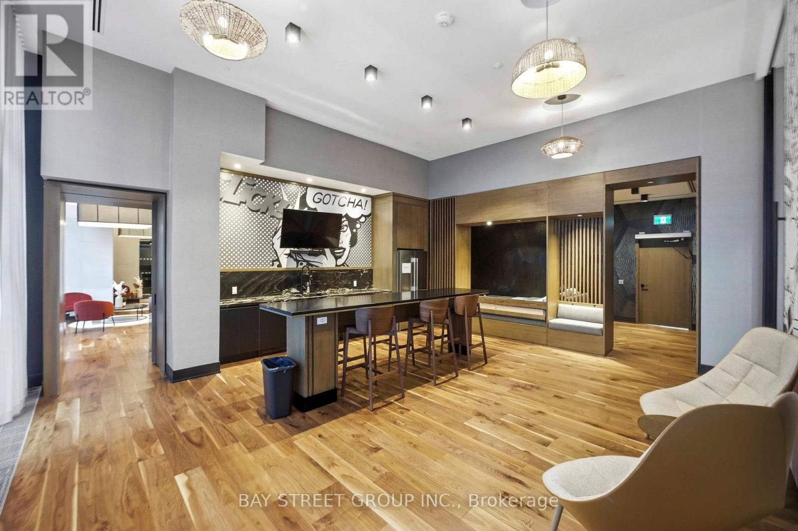 1020 - 8119 BIRCHMOUNT RD ROAD Image 29