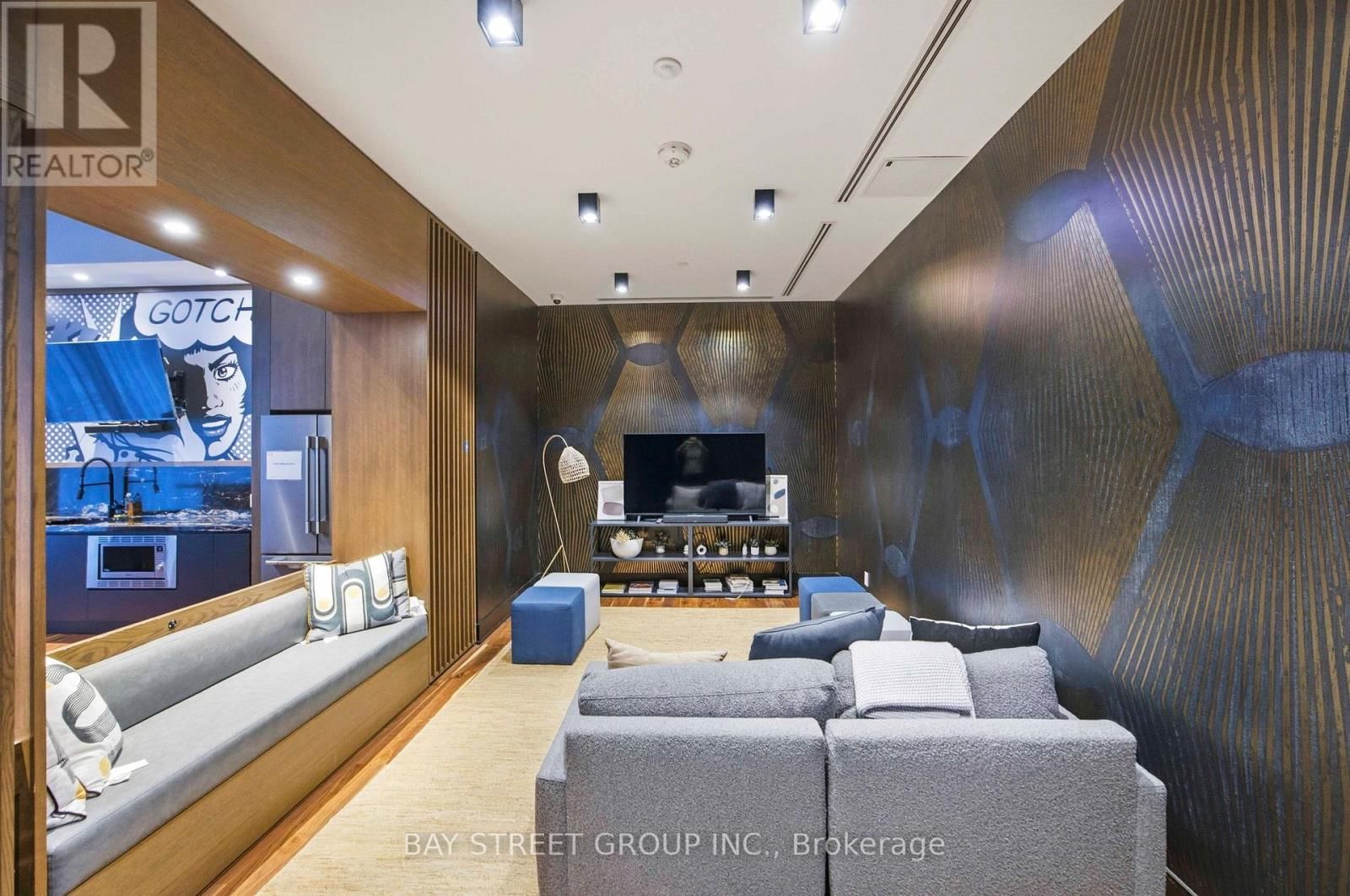 1020 - 8119 BIRCHMOUNT RD ROAD Image 30