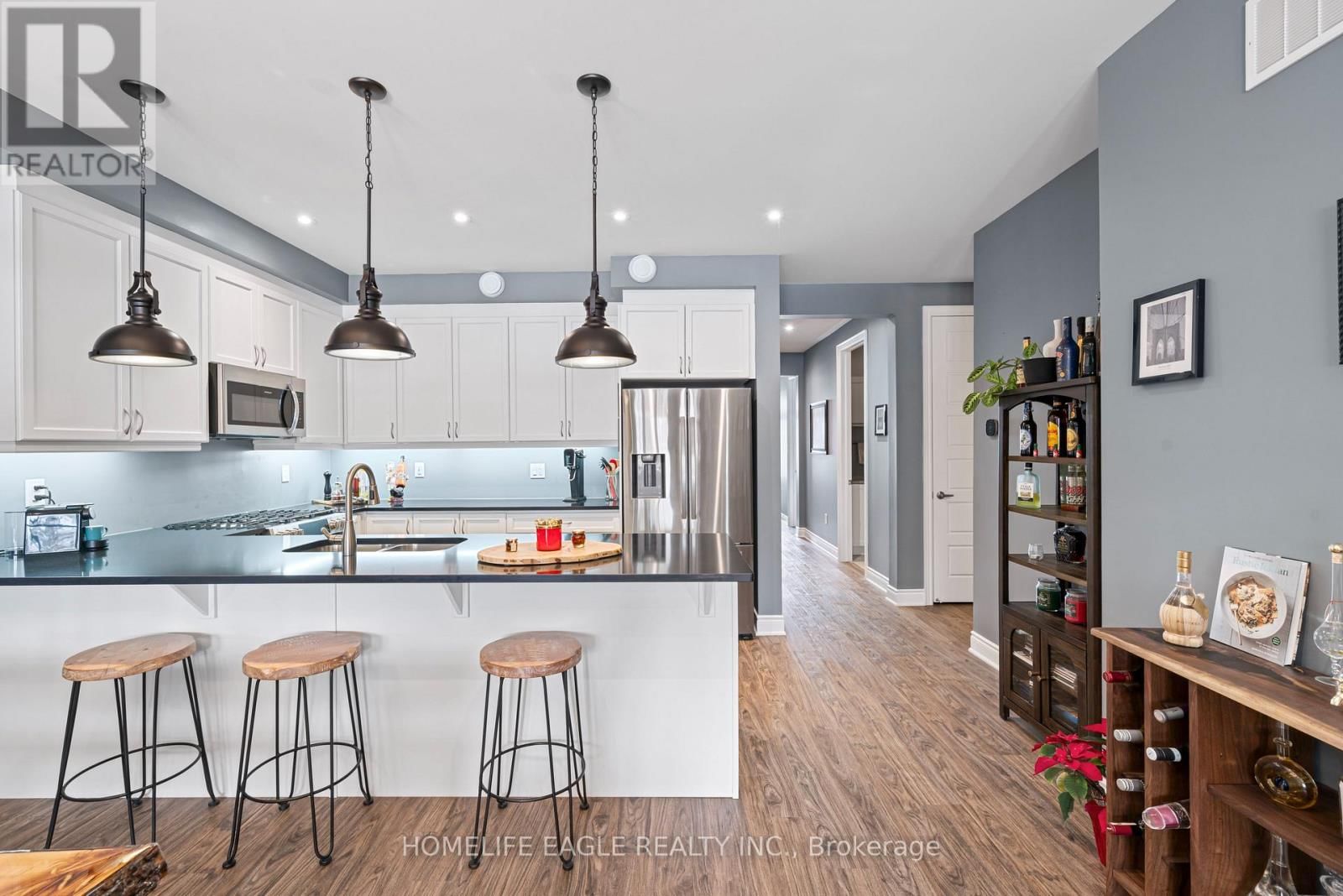 2962 MURPHY PLACE Image 7