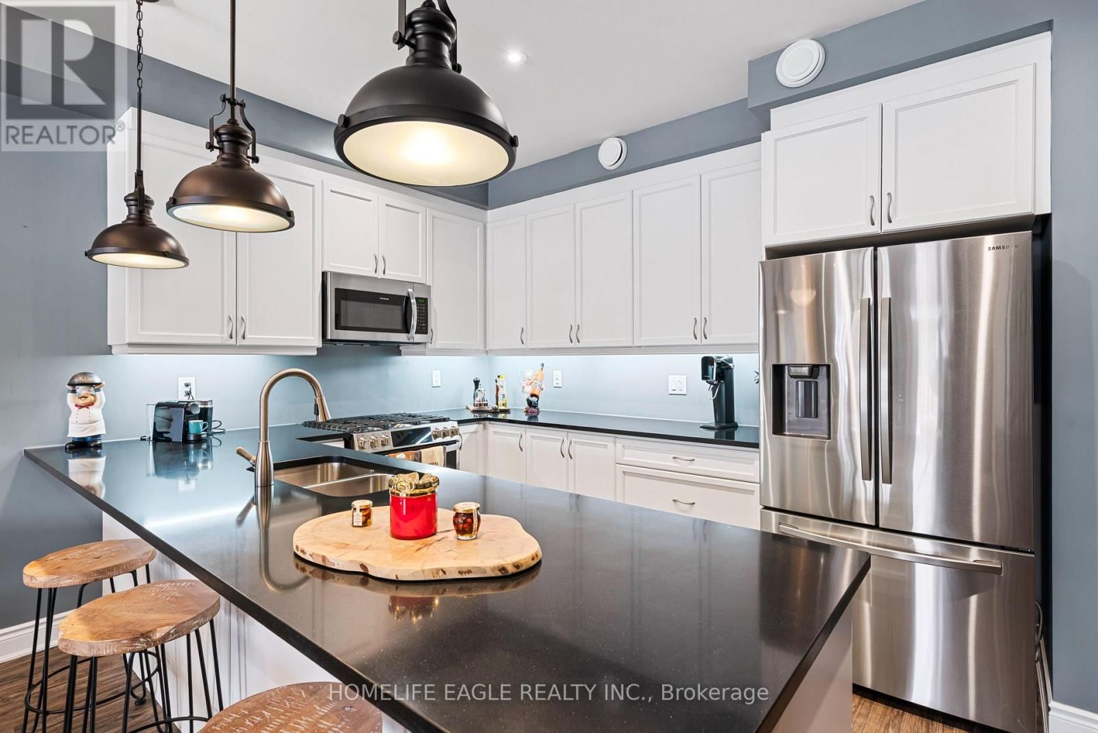 2962 MURPHY PLACE Image 8