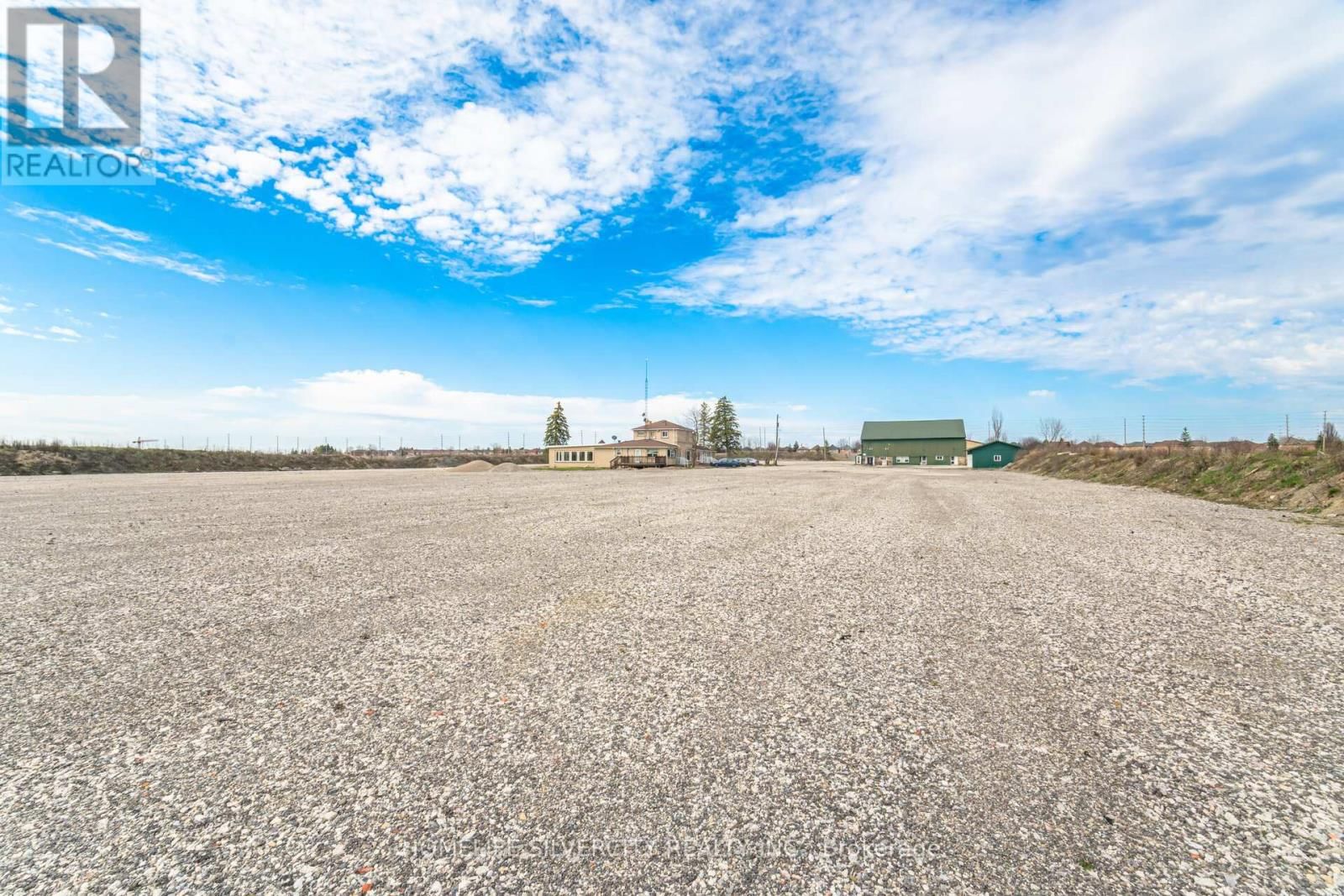 12151 ALBION VAUGHAN ROAD SOUTH Image 15