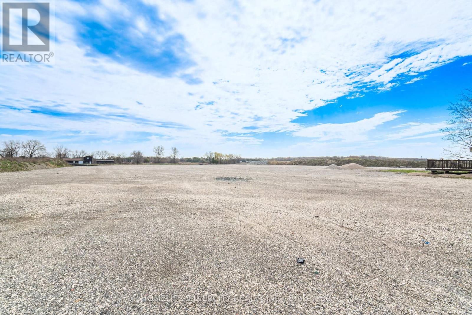 12151 ALBION VAUGHAN ROAD SOUTH Image 16