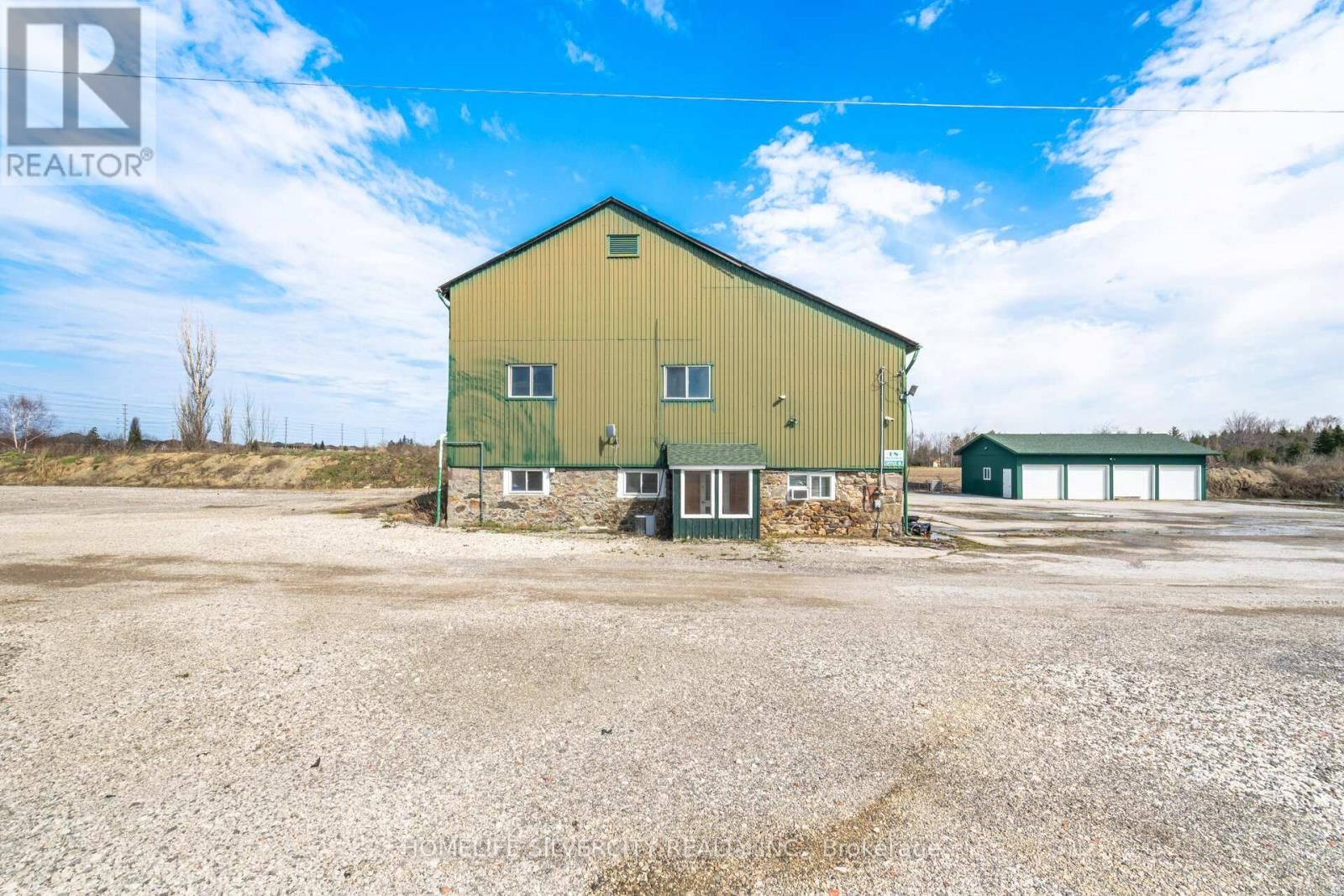 12151 ALBION VAUGHAN ROAD SOUTH Image 39