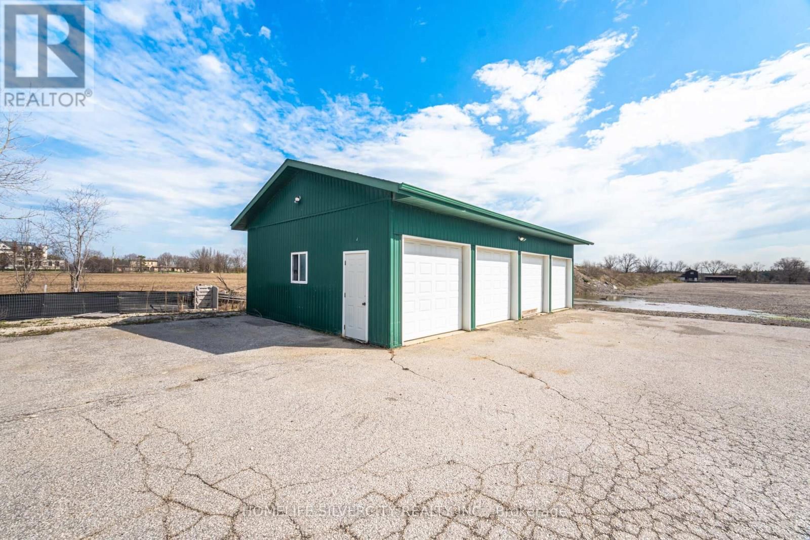 12151 ALBION VAUGHAN ROAD SOUTH Image 46