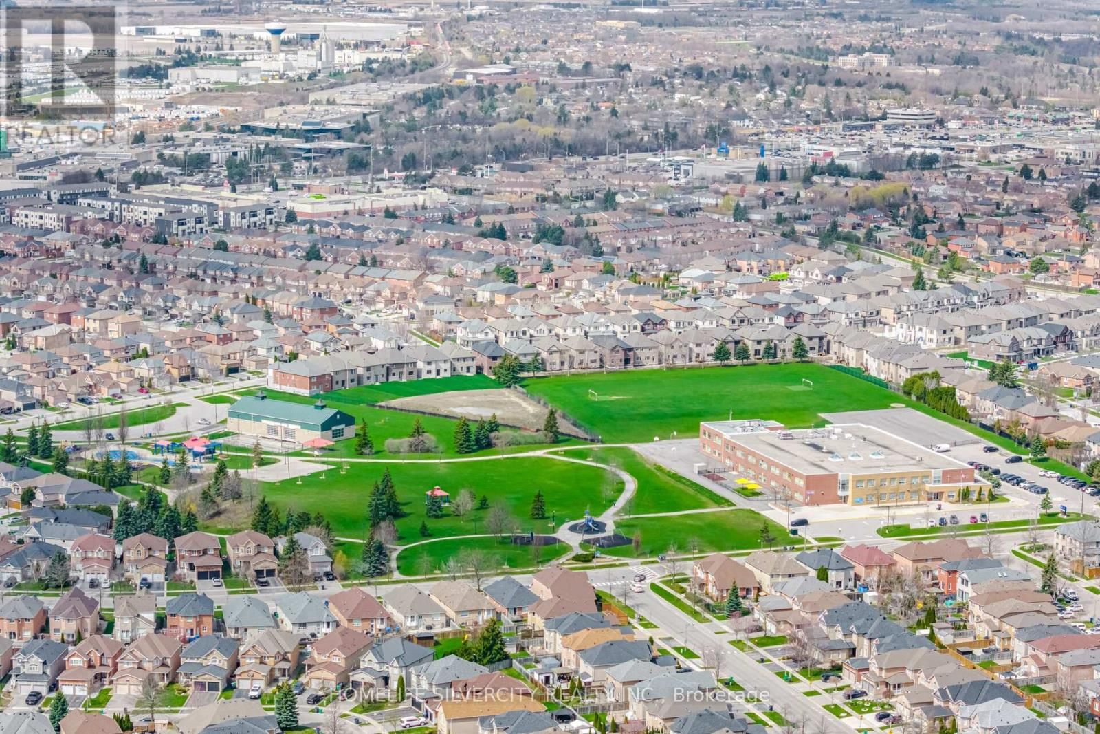 12151 ALBION VAUGHAN ROAD SOUTH Image 9