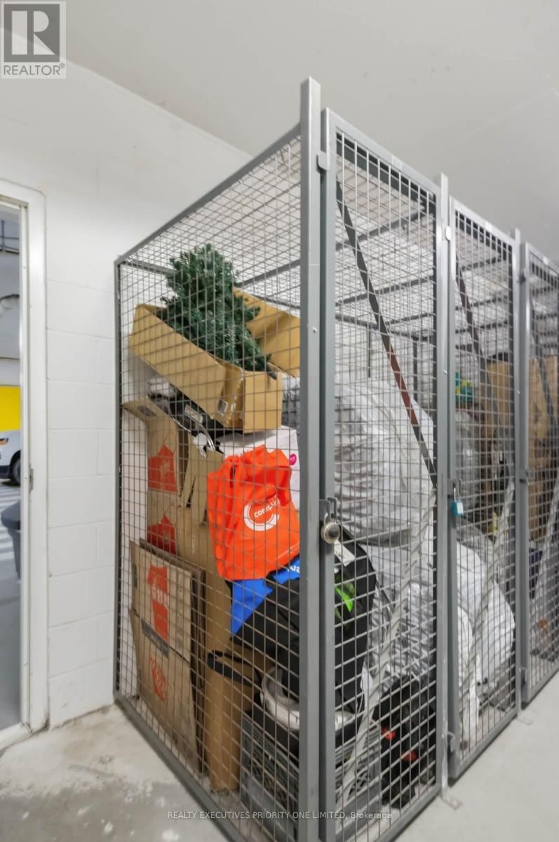 5606 - 5 BUTTERMILL AVENUE Image 34