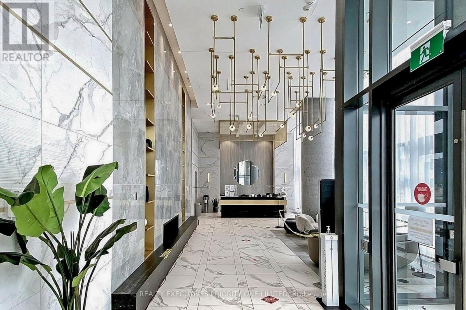 5606 - 5 BUTTERMILL AVENUE Image 4