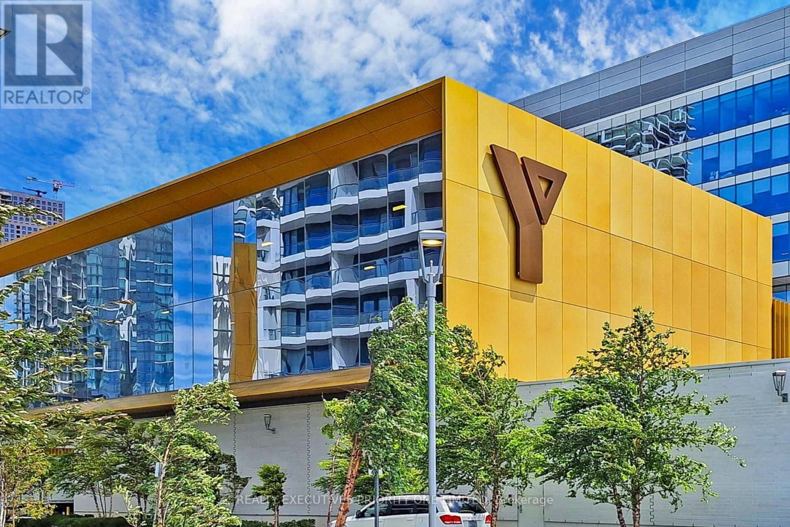 5606 - 5 BUTTERMILL AVENUE Image 45