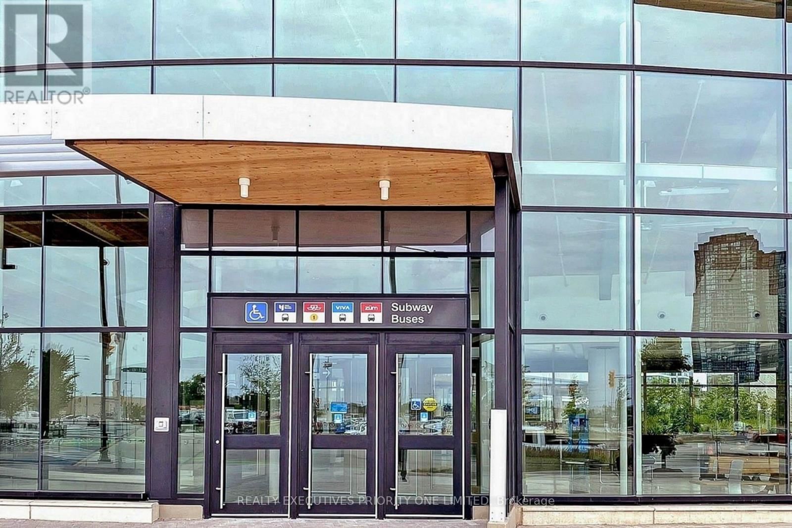 5606 - 5 BUTTERMILL AVENUE Image 48