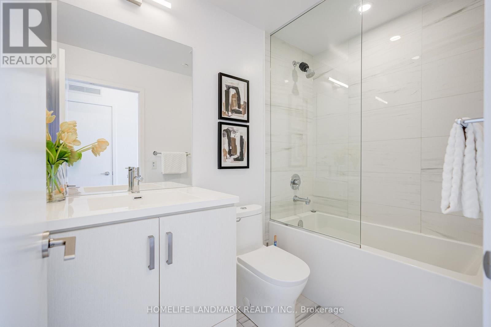 1903 - 38 HONEYCRISP CRESCENT Image 35