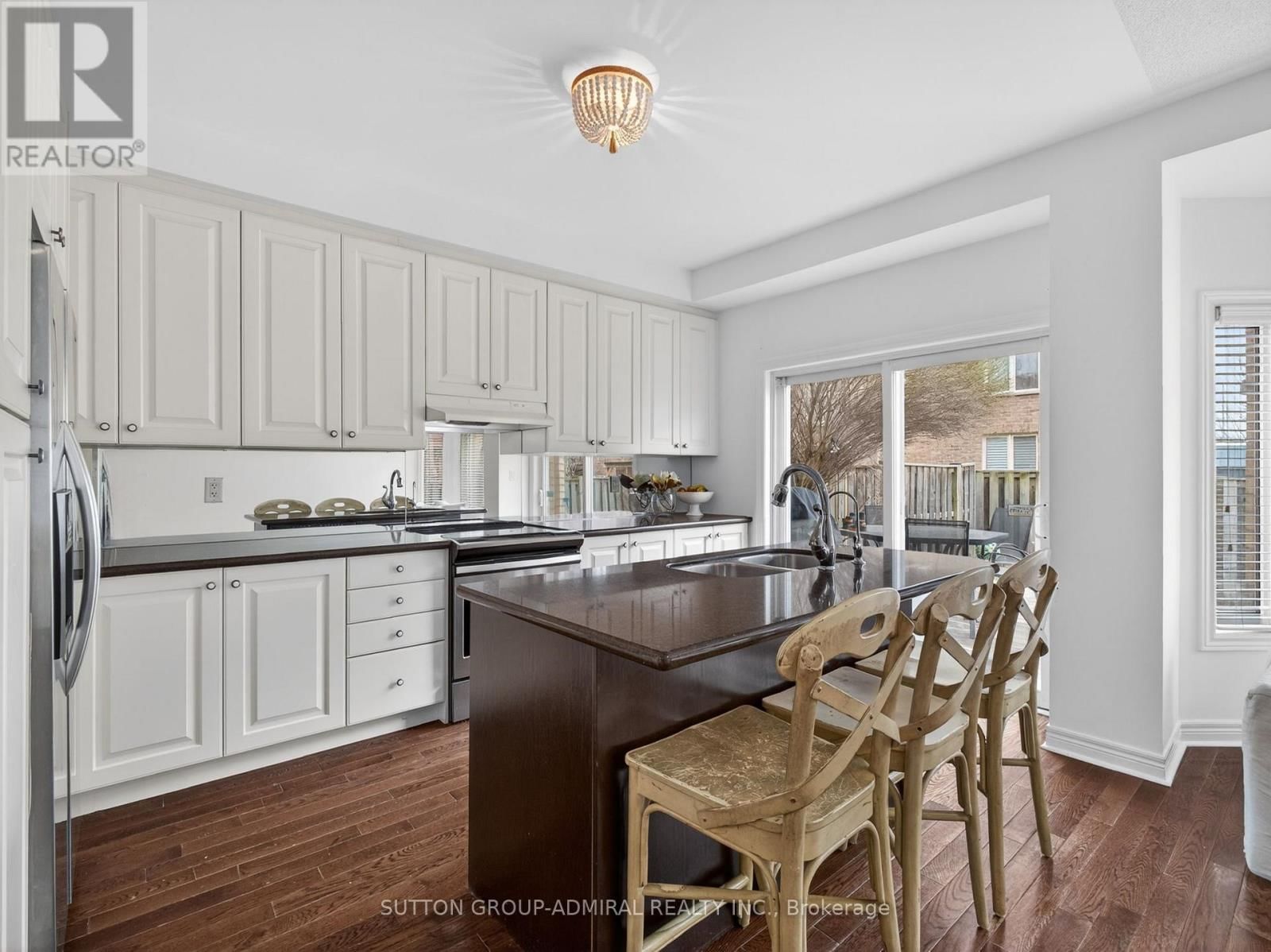 21 ASNER AVENUE Image 7