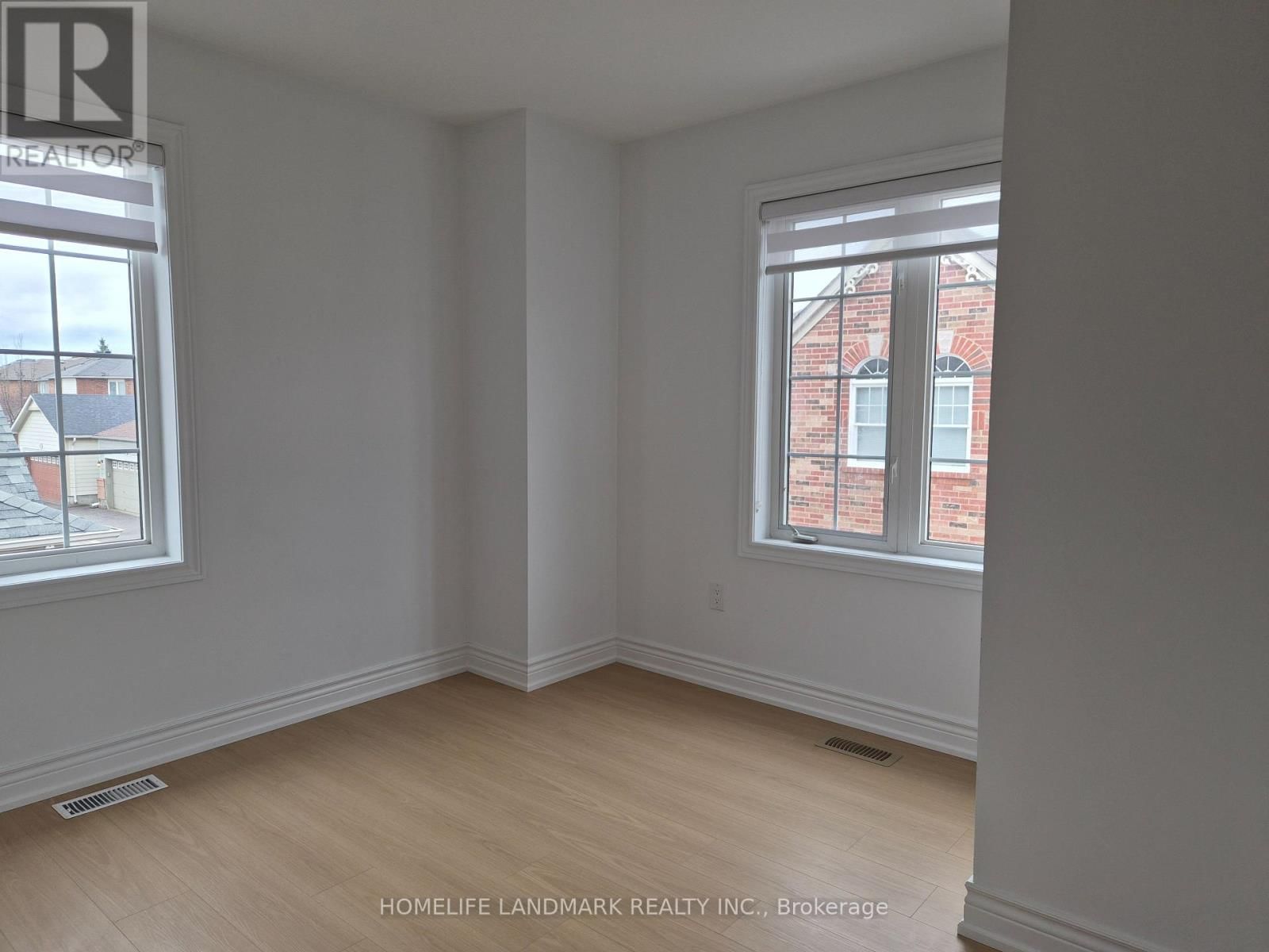 5 ROCKING HORSE STREET Image 5