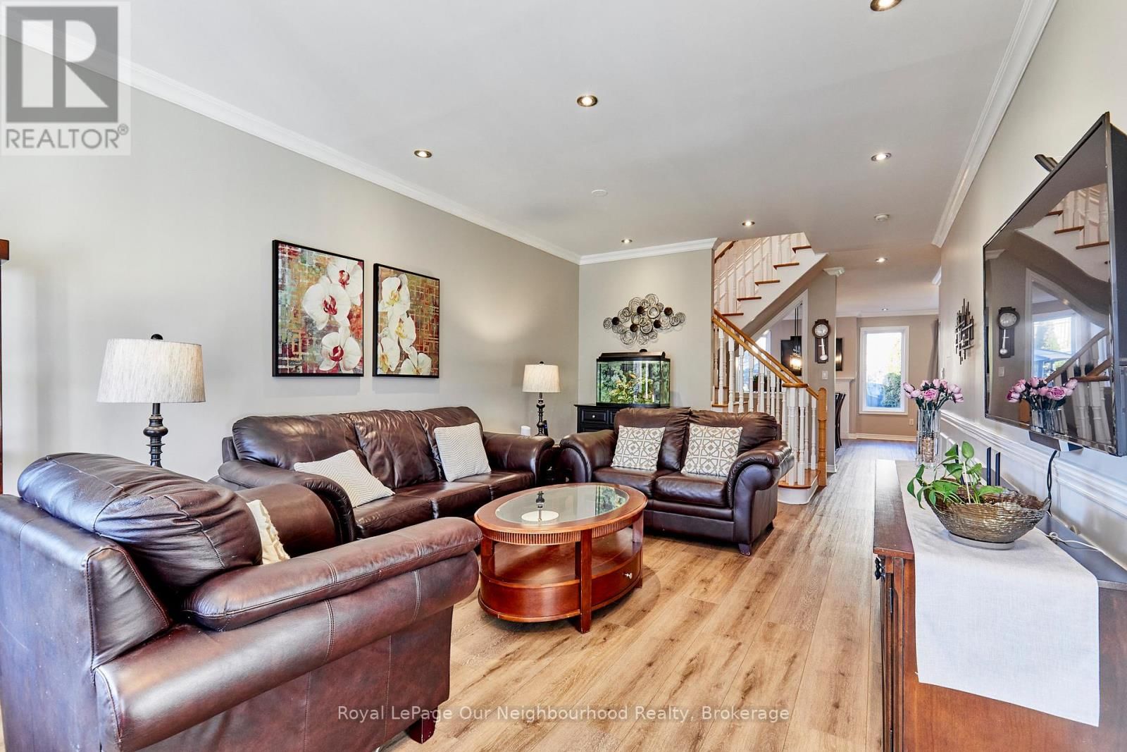 43 ISABELLA GARDEN LANE Image 3