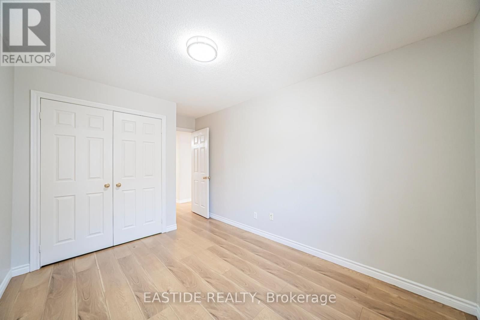 96 - 151 TOWNSGATE DRIVE Image 14