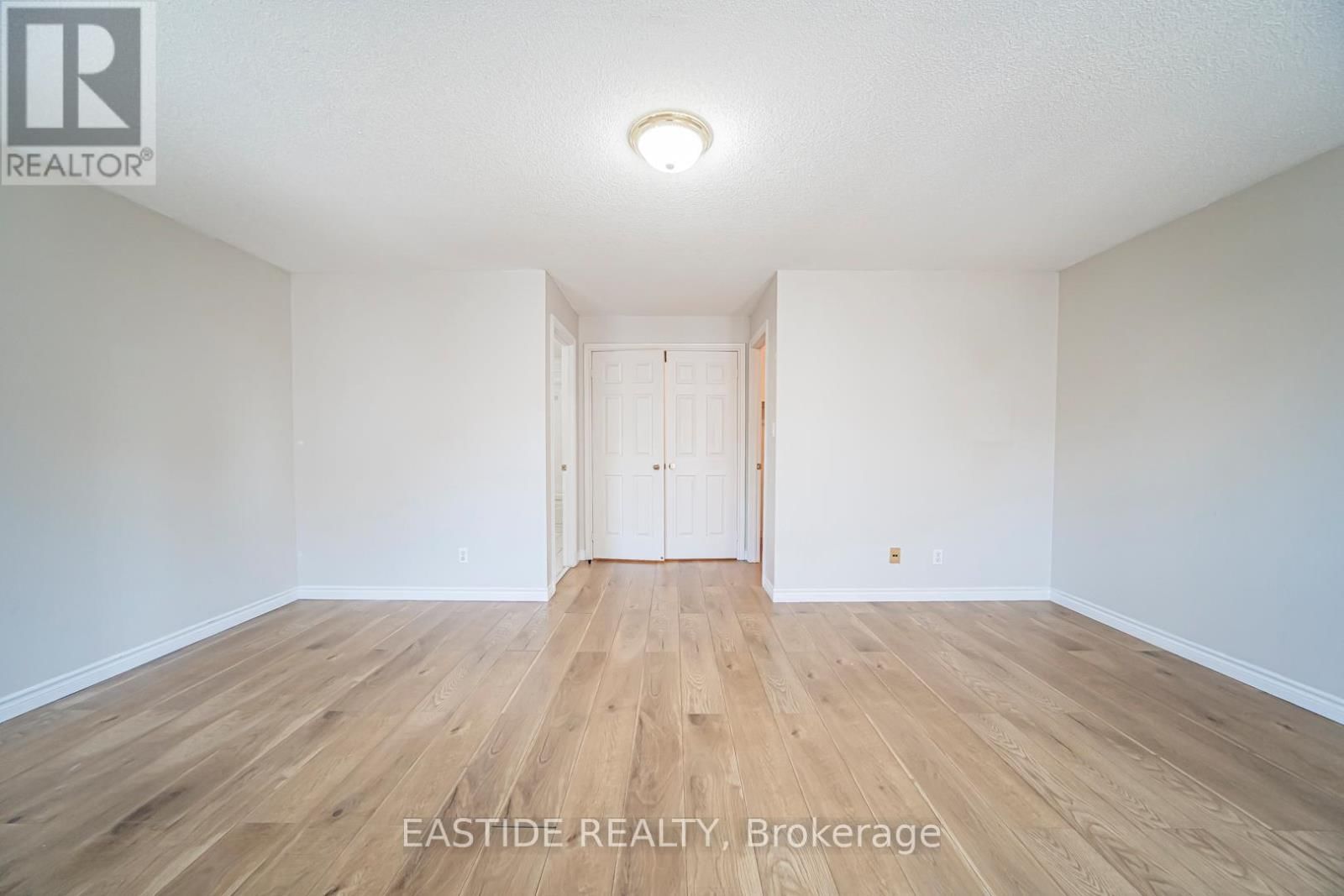 96 - 151 TOWNSGATE DRIVE Image 25