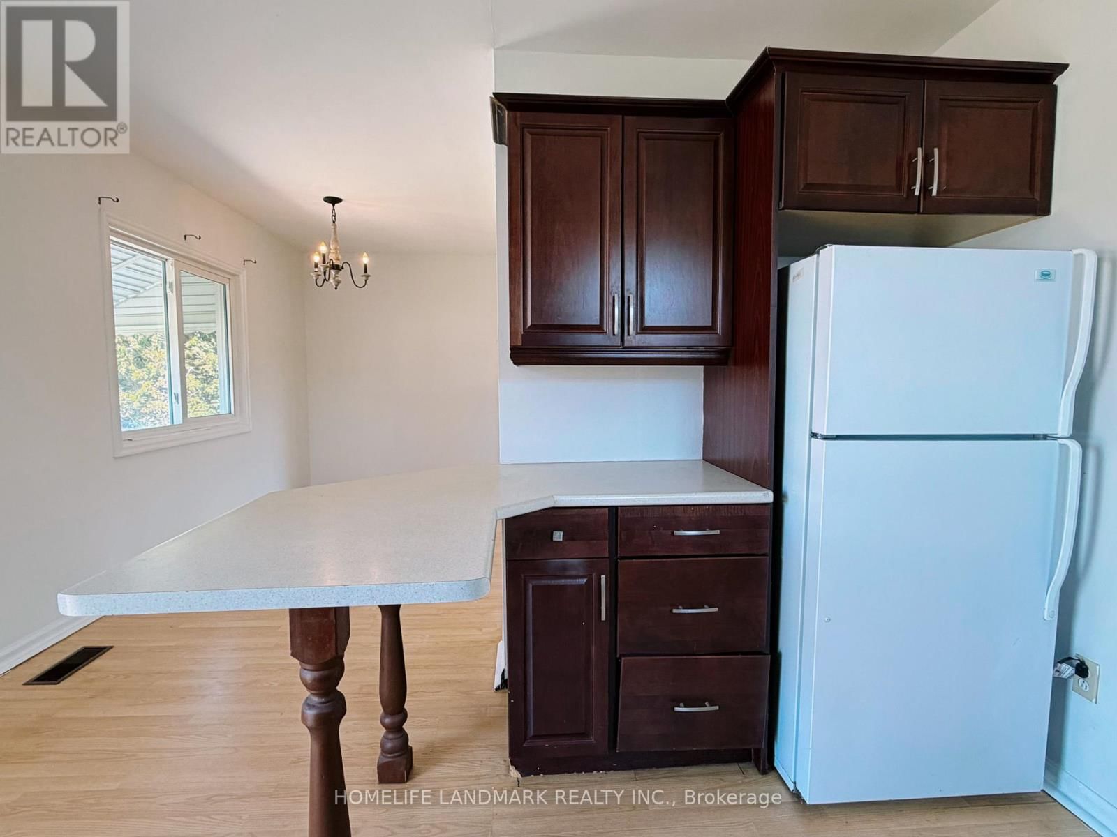 392 ELMWOOD AVENUE Image 6