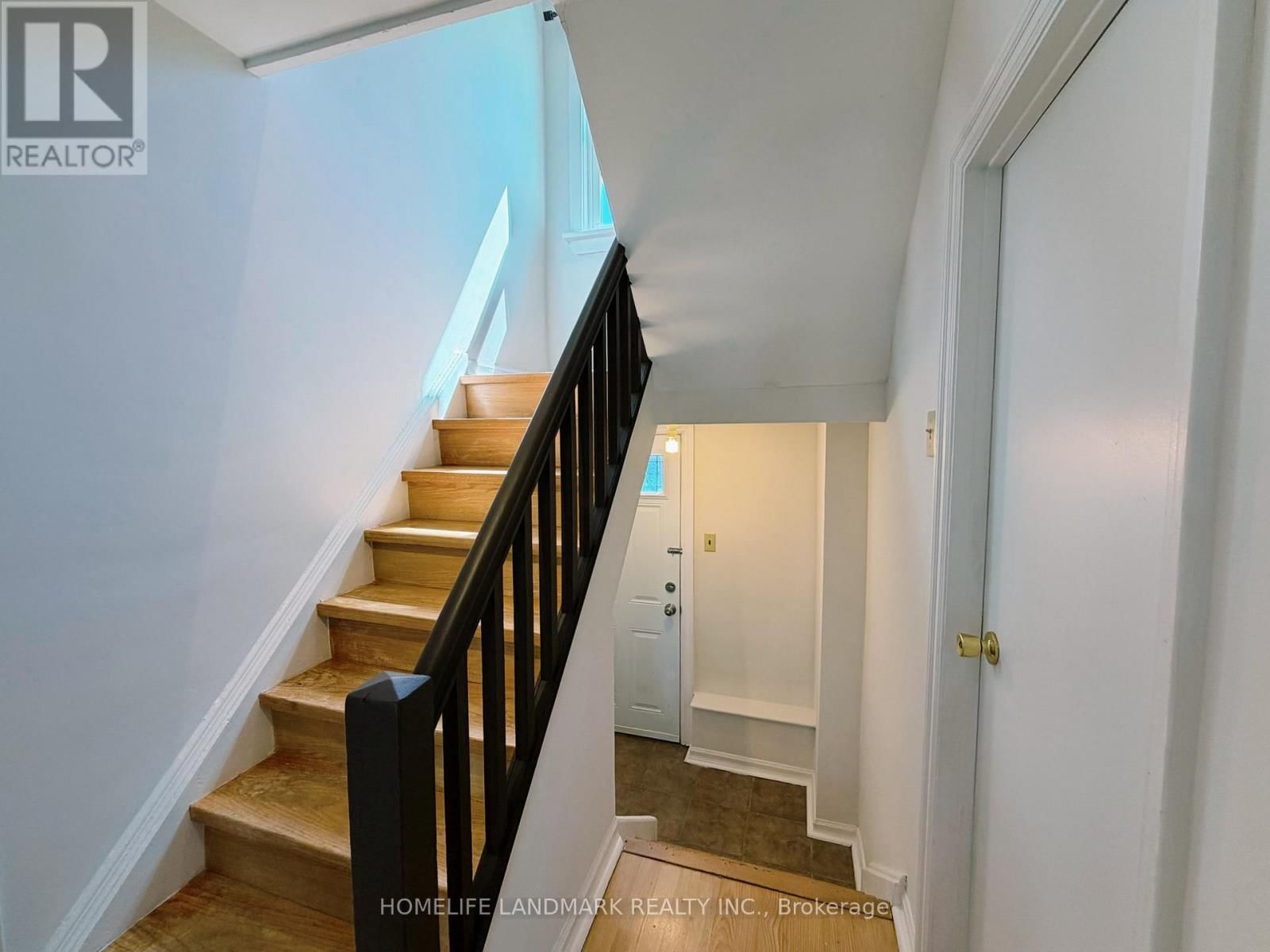 392 ELMWOOD AVENUE Image 9