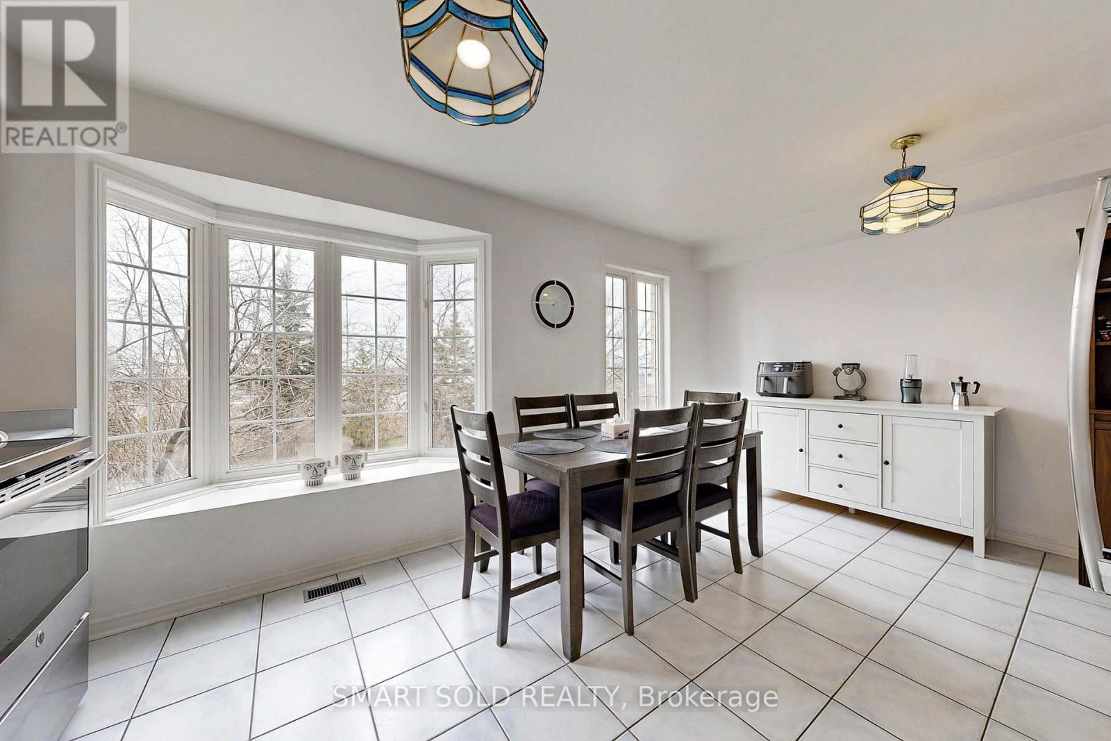 299 YELLOWOOD CIRCLE Image 19