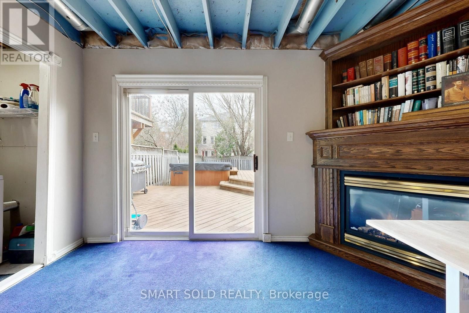 299 YELLOWOOD CIRCLE Image 34