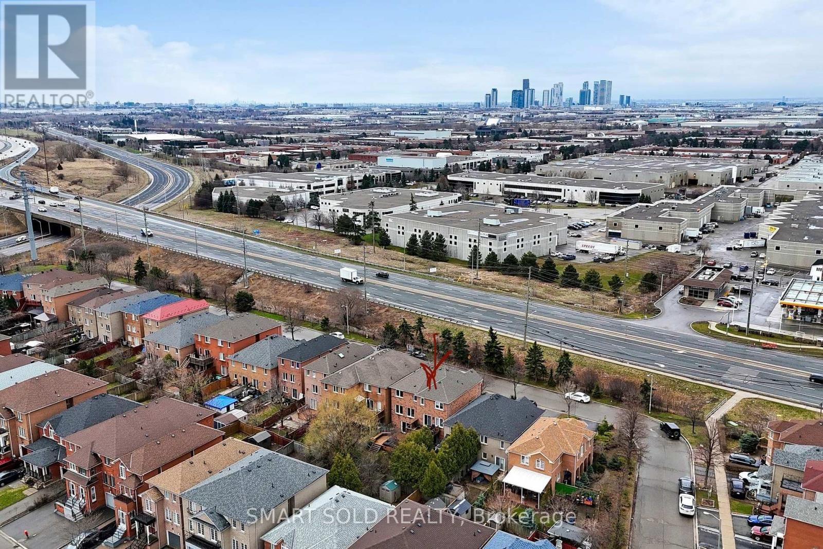 299 YELLOWOOD CIRCLE Image 6