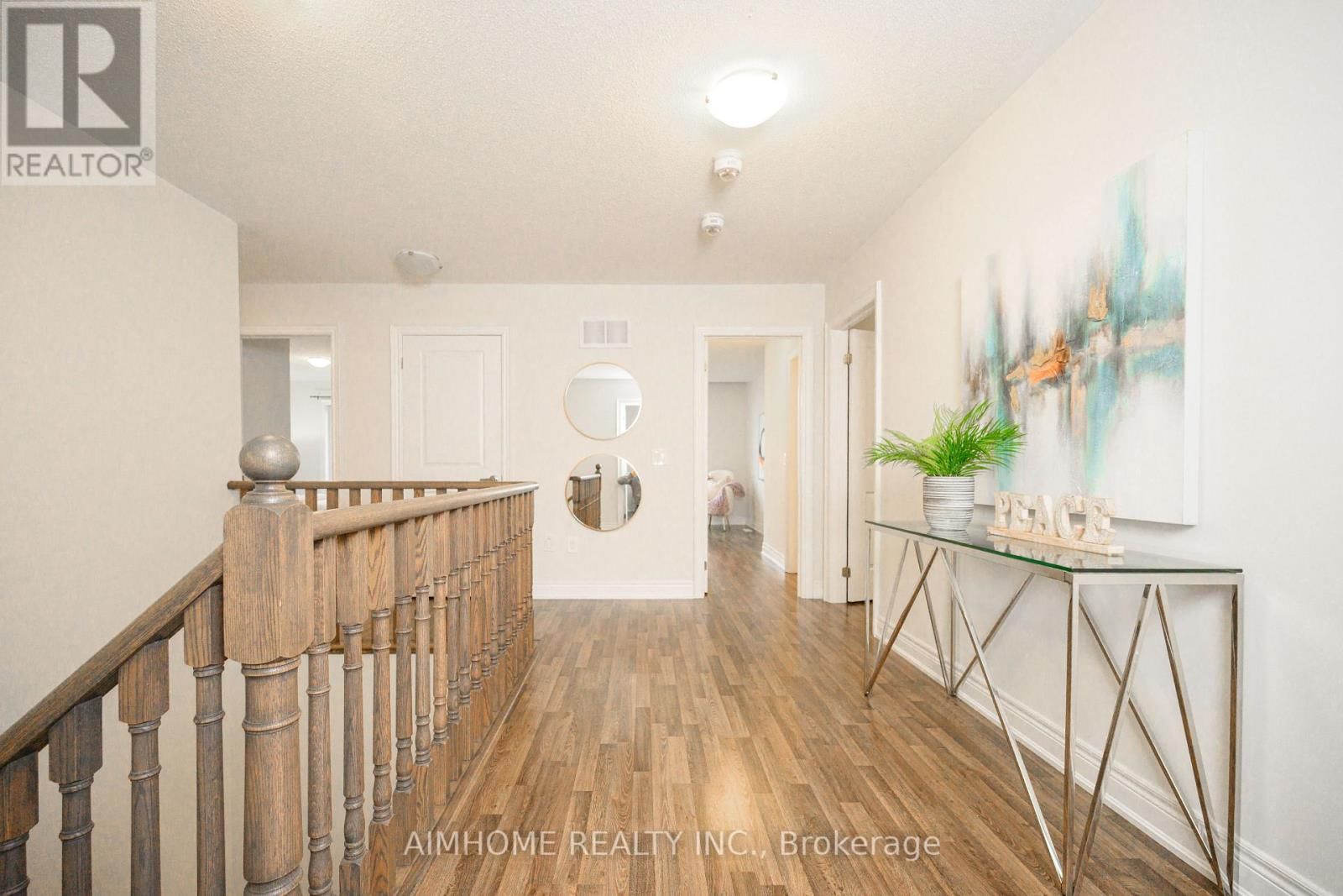 3 JERICHO AVENUE Image 20