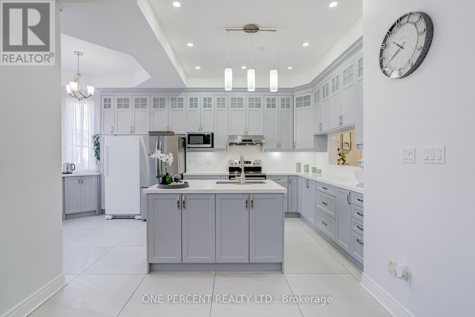 4 COPPERSTONE CRESCENT Image 9