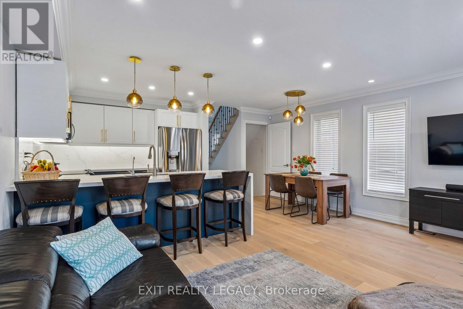 20 LUCENA CRESCENT Image 9