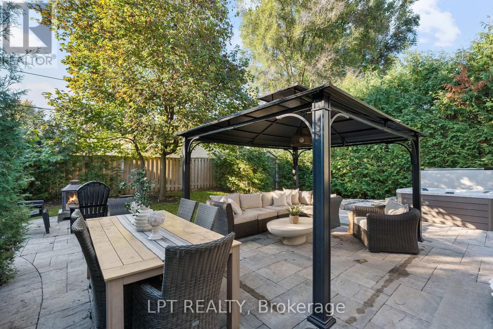 258 ANDREW STREET Image 43